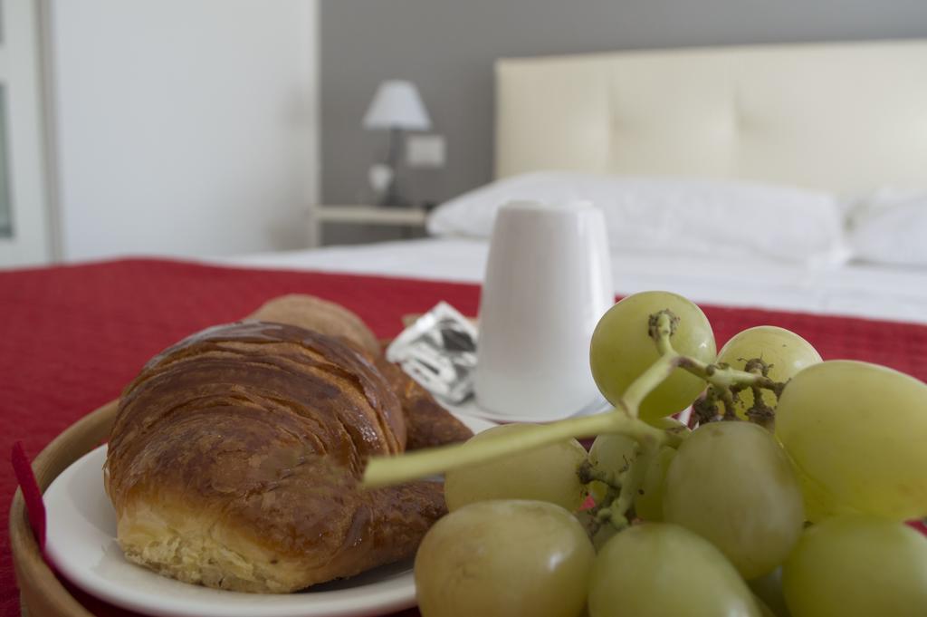 Bed and breakfast Domus Raffaello 3*